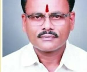 रायपुर दक्षिण विधानसभा से बंग समाज ने की विधायक पद की दावेदारी मुख्यमंत्री से छत्तीसगढ़ बंग समाज के सक्रिय सदस्य विवेक बर्धन को उम्मीदवार बनाने की मांग