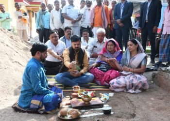 MLA Anuj performed Bhoomi Pujan and inaugurated development works worth Rs. 72 lakhs