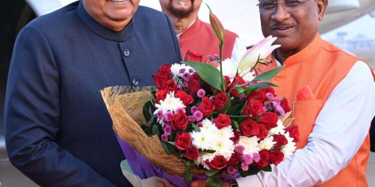 Governor Deka and CM Sai warmly welcomed Vice President Jagdeep Dhankhar on his arrival in Raipur.