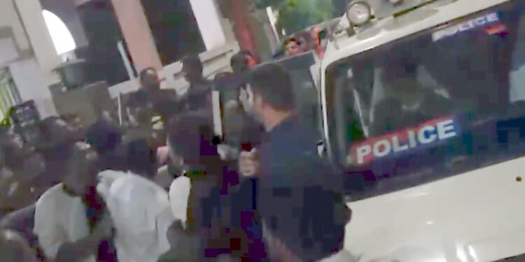 CG Crime: Chaos over parking dispute late night, young man's head broken