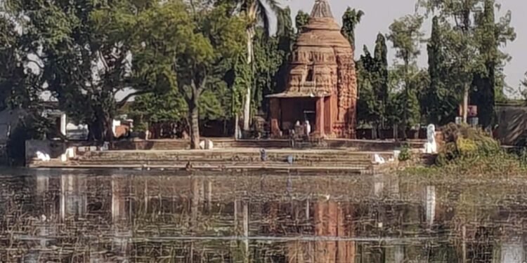 Siddheshwar Shiva Temple of 7th-8th century is a confluence of ancient culture and tourism.