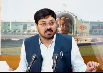 Anuj raised the voice of the people of Dharsiwa in the House Anuj's questions echoed in the House