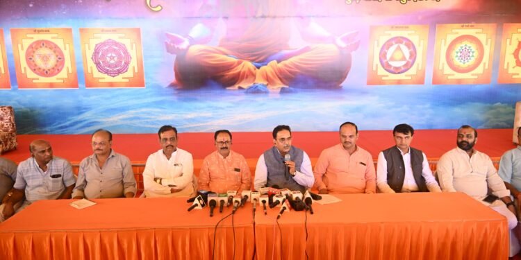 A huge Kavad Yatra will be taken out with pomp and show under the leadership of Rajesh Moona