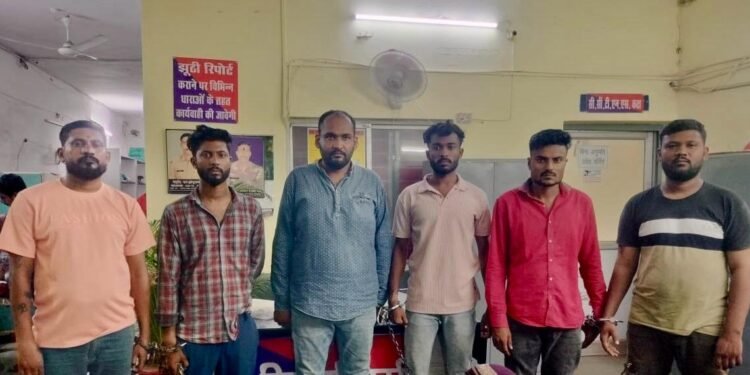 Half a dozen accused including a history sheeter arrested for threatening to kill on giving testimony before the court