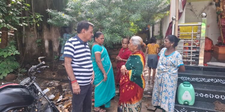 Culture department head Amar Gidwani inspected the ward area regarding the necessary works and gave instructions