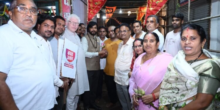 Guru Khuswant Saheb Ji celebrated “GST Savings Festival” with the business community in Arang.