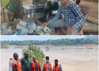 Health department employees reached the village by rowing a boat themselves in the Indravati river.