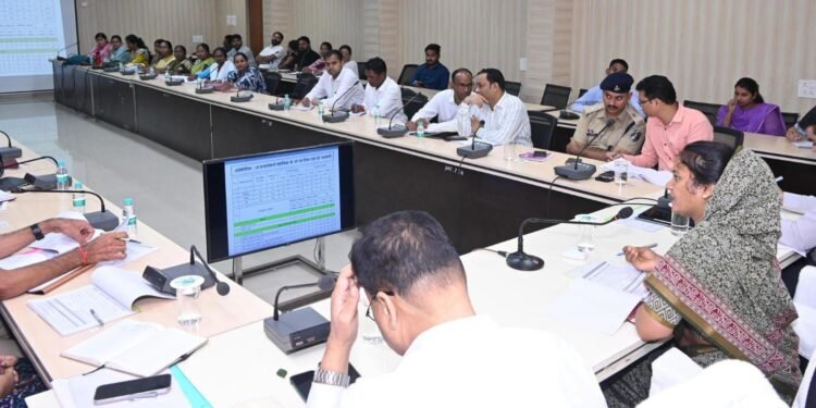 Women and Child Development Minister Laxmi Rajwade took departmental review meeting