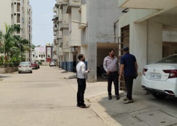 The team of Municipal Corporation Zone 8 Urban Investment Department conducted a surprise inspection of the rain water harvesting system installed in Kabir Nagar