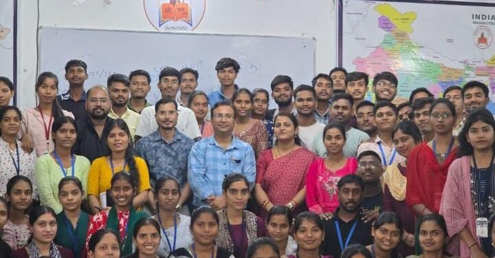 Sharing knowledge and experiences can help us achieve our goals- Dr Vivek Dewangan