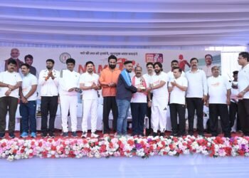 MLA Anuj along with Deputy Chief Minister Sao participated in 'Namo Yuva Run' along with thousands of youth and ran for a drug-free India.