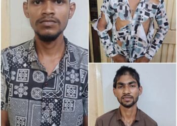 A total of 04 people were arrested, including 03 accused who stabbed a salon employee and 01 child who was in conflict with the law.