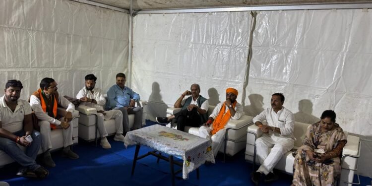 बिहार चुनाव 2025 : लालगंज में सांसद बृजमोहन अग्रवाल ने चुनावी बैठक ली, संगठन की मजबूती पर दिया जोर