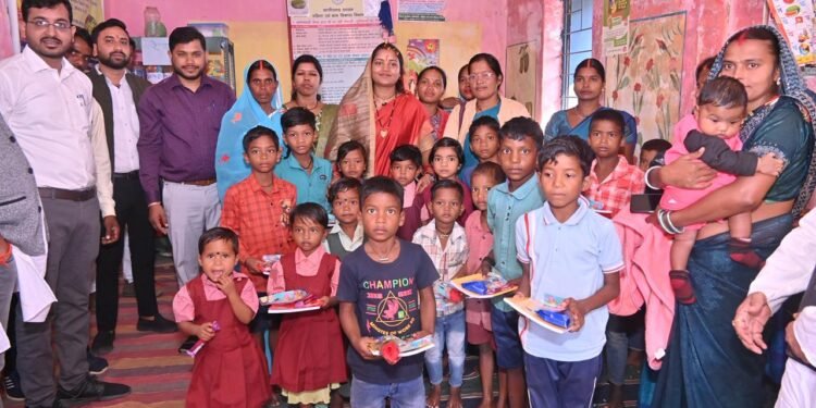 Minister Rajwada performed havan-puja on his birthday, spent happy moments with children_Newsxpress