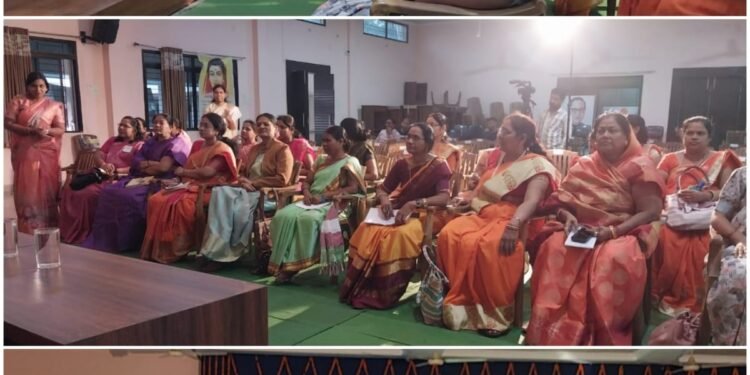 We don't want weeds that don't belong to India, that don't belong to India - Kailash Chandra _Newsxpress