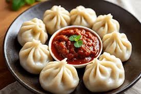 Are you also fond of eating momos? Then this news is for you… This small white looking thing is becoming a disaster for your health, slowly ruining your future.