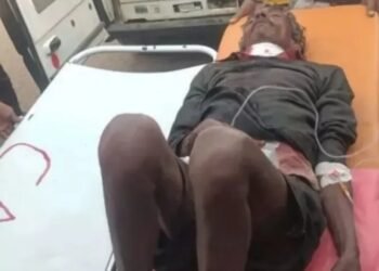 Distressed over not receiving paddy token, farmer slits throat with blade, condition critical