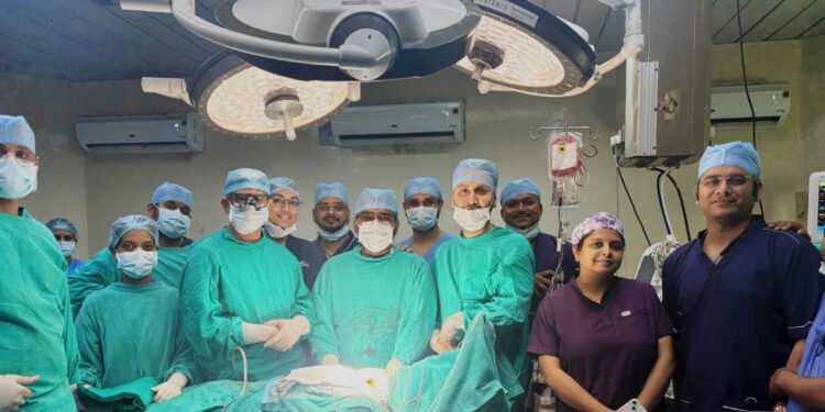 Successful operation for rare chest cancer, patient's life saved at Ambedkar Hospital, Raipur
