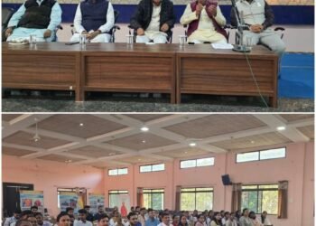 Vidya Bharati Institute alumni selected for the Public Service Commission were honored. _Newsxpress