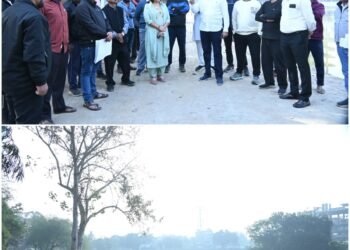 MLA Rajesh Moonat's furious stance: He reprimanded officials for negligence in the beautification of Karbala Pond. _Newsxpess