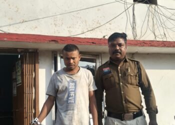 Caution: Accused arrested for stealing by giving lift on two-wheeler_Newsxpress
