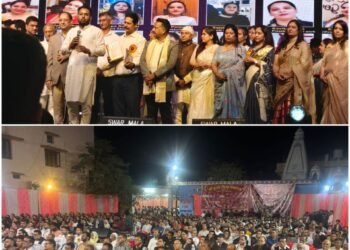 Mohit Sherani's powerful singing and presentation style with songs like O Muhinji Mitthadi Amma... moved the audience.