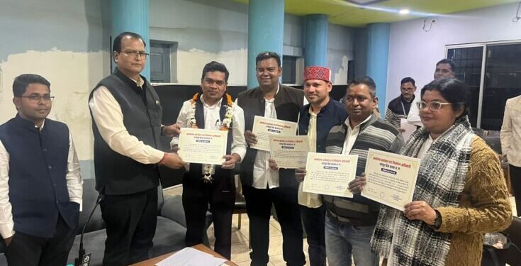 'Sangwari' panel dominates Raipur Press Club elections - Mohan Tiwari elected president, Dilip Sahu vice-president