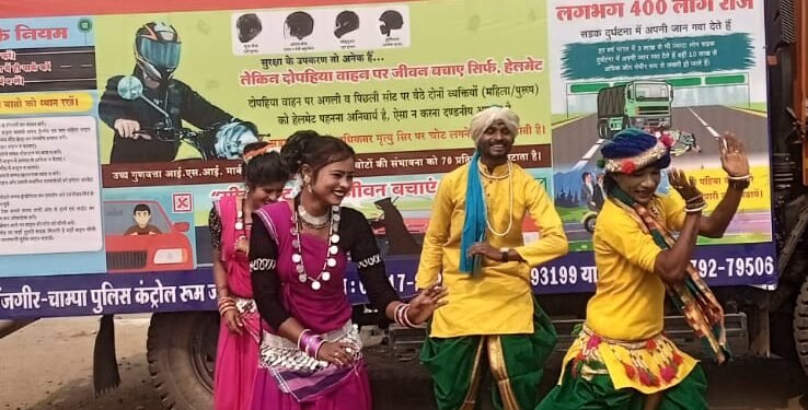 Under Road Safety Month: Traffic public awareness program through street drama