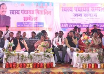 Mitanins who did excellent work were honored