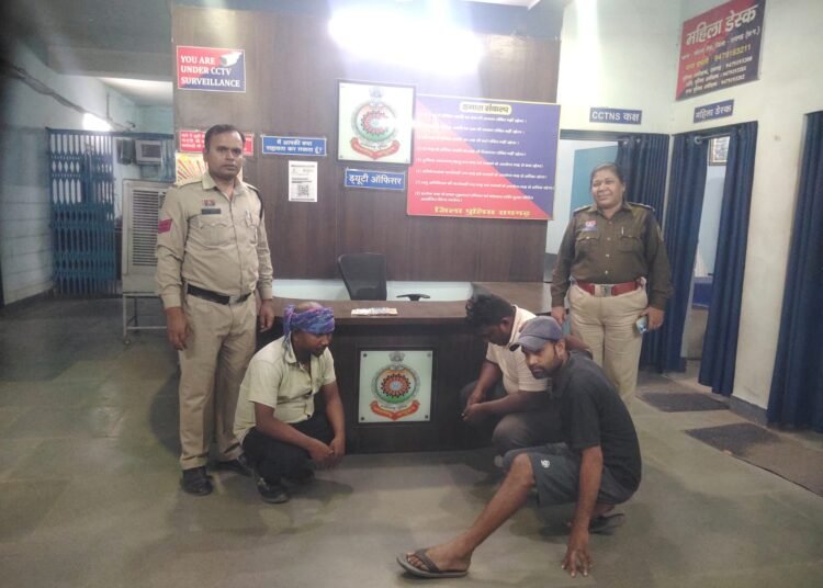 Gambling raid under “Operation Ankush” – Three gamblers arrested near Krishnapur Dam