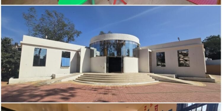 Not one, but four hi-tech centres will give Raipur West a new identity._Newsxpress