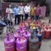 Major action taken against illegal gas refilling in Jagdalpur, huge quantity of cylinders seized