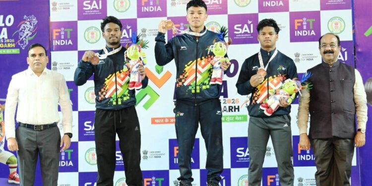 Medals were given to the winners and the players were met and encouraged.