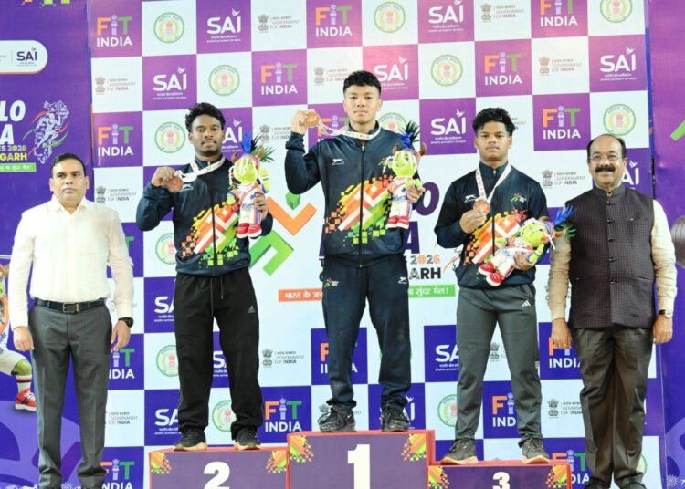 Medals were given to the winners and the players were met and encouraged.