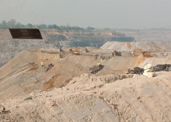 Major accident at SECL Kusmunda mine, dumper slides and falls, questions raised on security arrangements