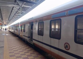 Raipur-Tadoki-Raipur MEMU train has been increased from 8 coaches to 12 coaches for the convenience of passengers.