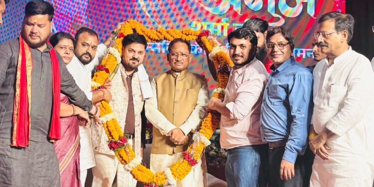 Chhattisgarhi cinema legend and MLA Anuj Sharma celebrated his 50th birthday with service and respect; Chief Minister attended.