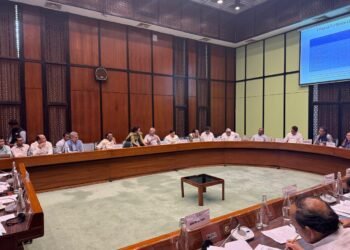 MP Brijmohan Agrawal in Parliamentary Committee meeting, emphasis on major reforms in fertilizer and pharmaceutical sector