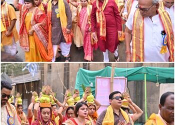 A grand Kalash Yatra started from Nilanchal Bhawan to Mangal Bhawan, Sumit Agarwal and his wife became the chief hosts.