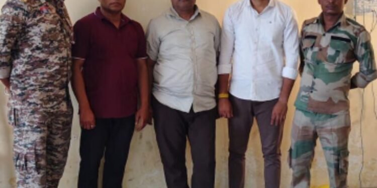 District Food Officer turns out to be the mastermind behind the Rs 1.5 crore gas embezzlement case.