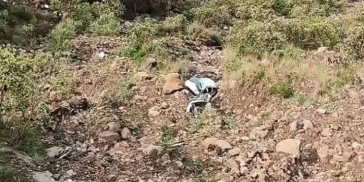Innova falls into ditch, 4 seriously injured; all tourists were travelling from Manali to Dalhousie