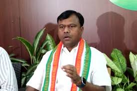Government's claim of providing 18 lakh houses is baseless - Badge