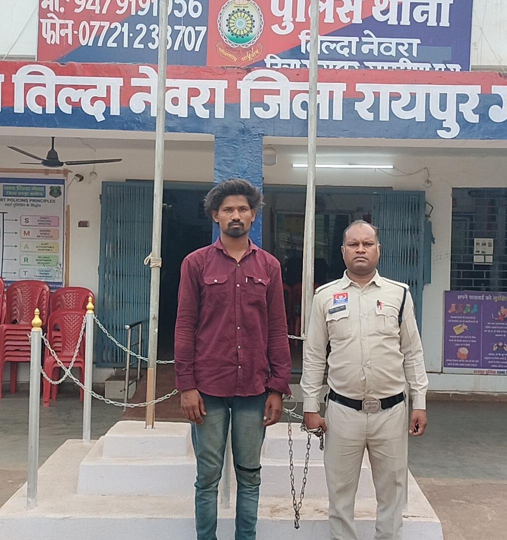 क्रिकेट प्रतियोगिता में चाकू लहराकर लोगों को डराने वाला युवक गिरफ्तार