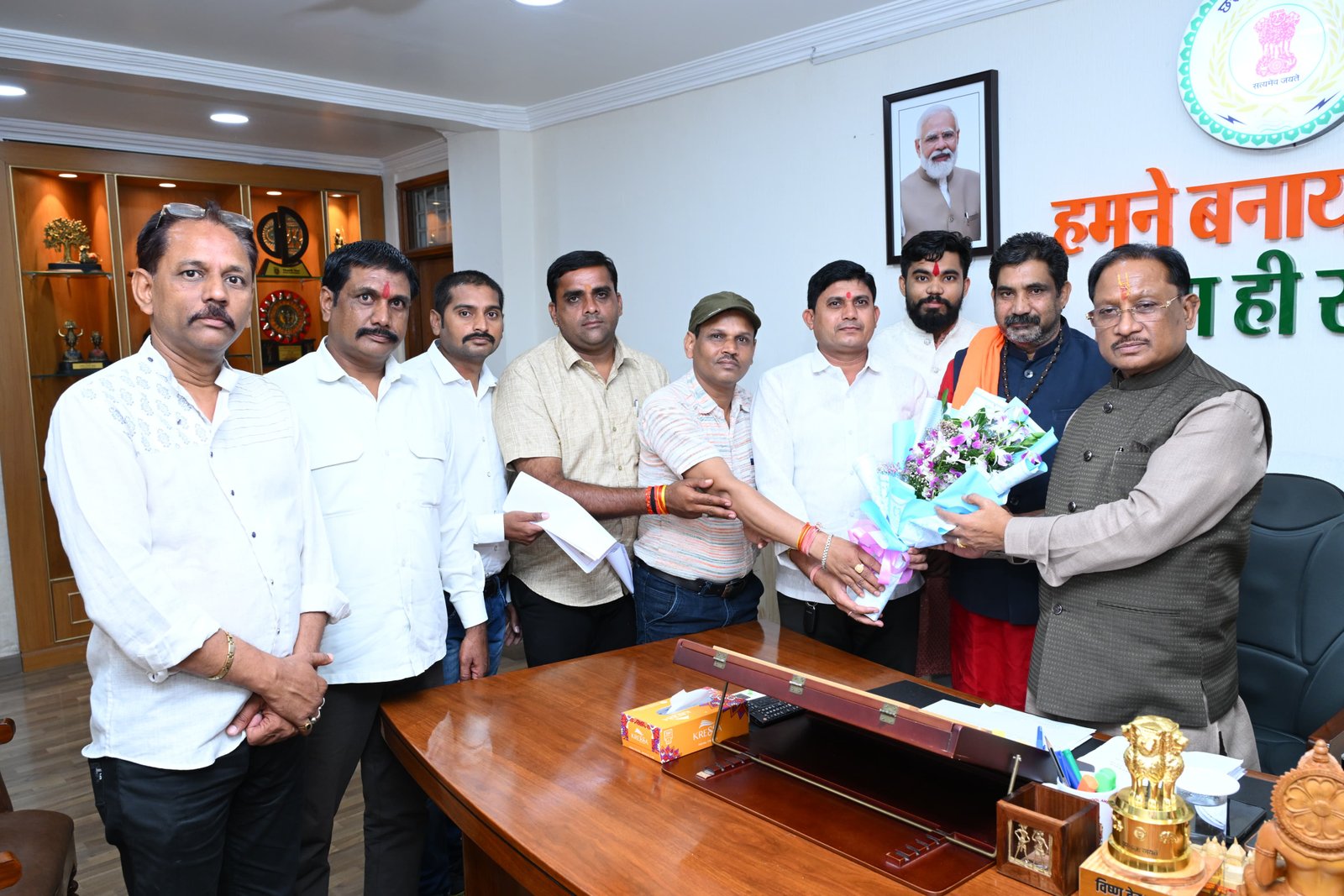 A delegation representing the Yadav community met Chief Minister Vishnu Deo Sai.